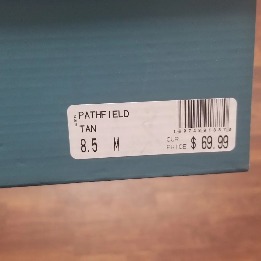 Women's Cliffs Boots - Picture 8 of 9